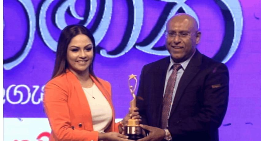 2022 ජනප්‍රියතම කාන්තාව ශලනි තාරකා..